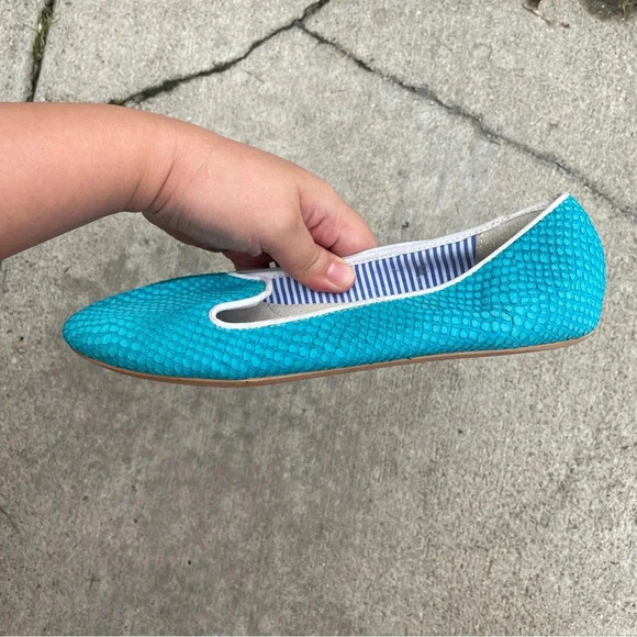 Charles Philip Shanghai Lizzette Leather Flats in Torquose Snake Size 6 - Picture 6 of 10